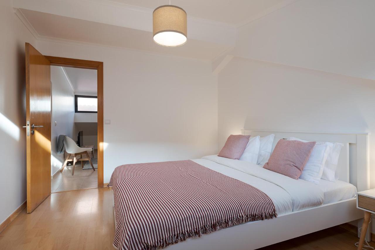 Central Gem IV - Lisbon Trendy Santos District With Dedicated Workspace Bagian luar foto